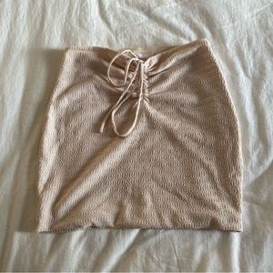 Textured mini skirt
